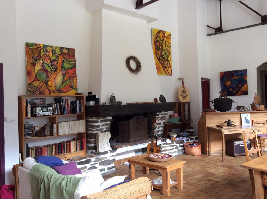La Trobada Otel Escaro Oda fotoğraf